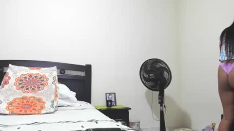 Snapshot of mara2020xxx69 chatting on March 2, 2:00 pm Mara online show from March 2, 2:00 pm