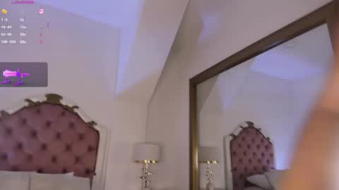 Snapshot of mara_betancurt chatting on October 24, 4:20 am Mara online show from October 24, 4:20 am