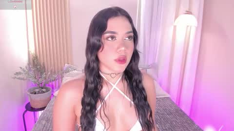 Mara  online show from November 13, 8:52 pm