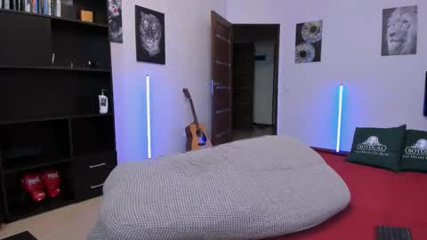 alex marvelxx online show from September 13, 6:40 pm