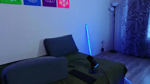 alex marvelxx online show from December 19, 7:04 am