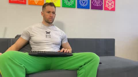 alex marvelxx online show from March 1, 9:22 am