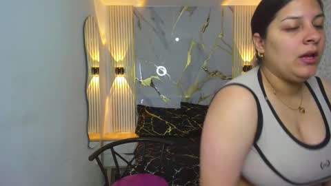 Snapshot of marcela_silva chatting on November 5, 12:27 pm marcela_silva online show from November 5, 12:27 pm