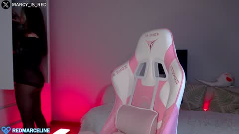 Snapshot of marceline_red chatting on February 8, 5:18 pm Lady Marceline online show from February 8, 5:18 pm