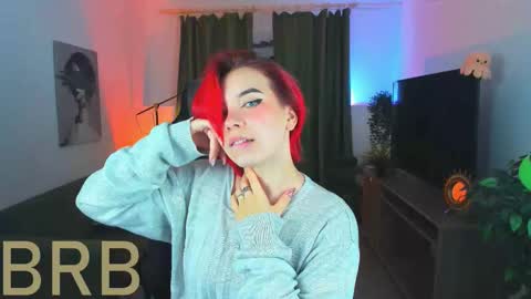 Snapshot of marcelinechi chatting on November 3, 5:20 am MarcelineChi online show from November 3, 5:20 am