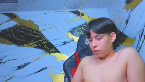 Snapshot of marcelo_boy chatting on October 29, 12:18 pm marcelo_boy online show from October 29, 12:18 pm