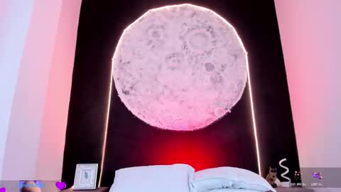 Ethaancox online show from November 7, 9:15 pm