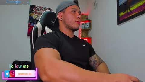 Snapshot of marco_diaz1 chatting on November 30, 12:25 am Marco Diaz online show from November 30, 12:25 am