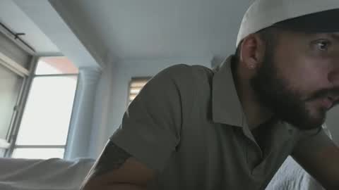 Snapshot of marco_parola chatting on September 26, 8:07 am marco_parola online show from September 26, 8:07 am