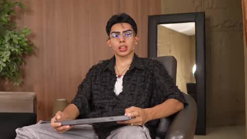 Marco and Ethan online show from September 20, 3:40 am