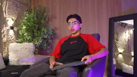 Marco and Ethan online show from October 20, 3:51 am