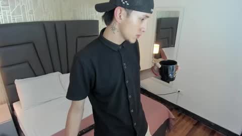 Snapshot of marcus_cartter chatting on March 3, 12:00 pm marcus_cartter online show from March 3, 12:00 pm