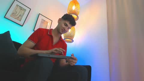 marcus_fire online show from February 18, 11:52 pm