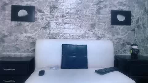 marcus hans online show from October 13, 12:05 pm