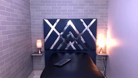 marcus hans online show from November 19, 6:52 pm