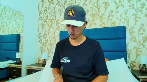 Snapshot of marcus_jeron chatting on November 22, 9:03 pm marcus_jeron online show from November 22, 9:03 pm