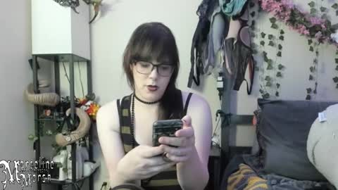 Snapshot of marcysmonster chatting on January 15, 5:34 am Marceline online show from January 15, 5:34 am