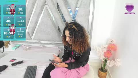 Snapshot of marfilastrom chatting on December 19, 4:45 am marfilastrom online show from December 19, 4:45 am
