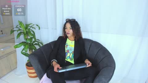 Snapshot of marfilastrom chatting on December 28, 4:08 am marfilastrom online show from December 28, 4:08 am