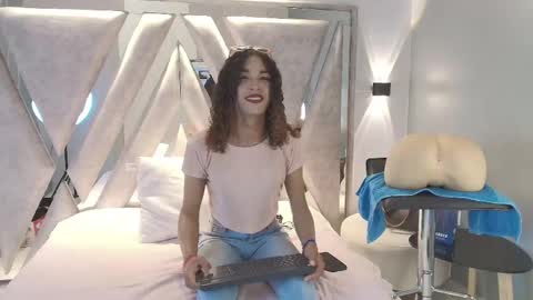 Snapshot of marfilastrom chatting on September 16, 8:21 pm marfilastrom online show from September 16, 8:21 pm