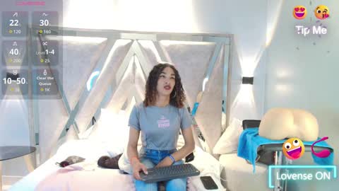Snapshot of marfilastrom chatting on September 19, 8:31 pm marfilastrom online show from September 19, 8:31 pm