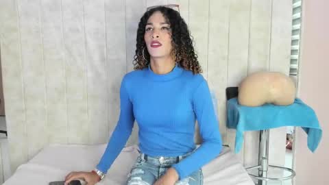 marfilastrom online show from October 21, 8:09 pm