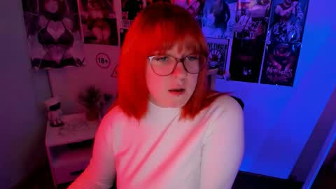 Snapshot of margaret_red chatting on November 9, 11:58 pm Margaret online show from November 9, 11:58 pm