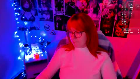 Snapshot of margaret_red chatting on November 10, 12:04 pm Margaret online show from November 10, 12:04 pm