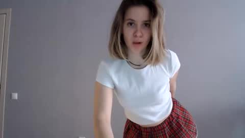 Snapshot of margaretstrein chatting on February 27, 6:18 am Alex and Jane online show from February 27, 6:18 am