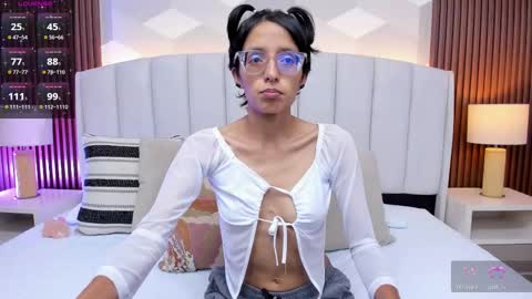 Aitana online show from November 25, 1:49 am