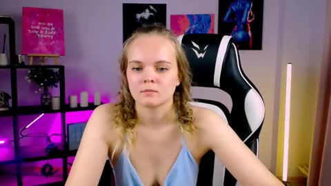 margoblonde online show from November 7, 3:17 am