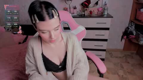 Snapshot of margopink chatting on November 21, 7:56 pm Margot online show from November 21, 7:56 pm