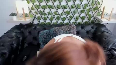 Margot online show from February 5, 2:59 pm