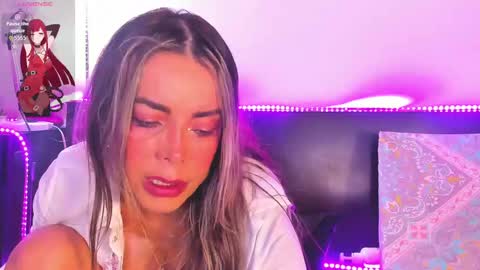 Snapshot of margoth_broke chatting on September 20, 10:16 am Margoth Broke online show from September 20, 10:16 am