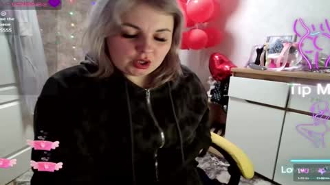 Mari online show from March 10, 7:10 am