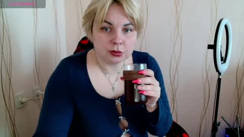 Mari online show from April 3, 5:27 am