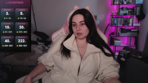 mari moore online show from April 7, 9:32 am