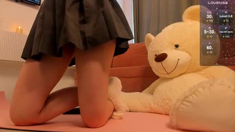 mari_nett online show from February 6, 10:15 am