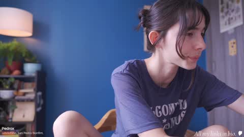 Snapshot of maria_alfonsina_ chatting on December 1, 4:29 pm Alfonsina online show from December 1, 4:29 pm