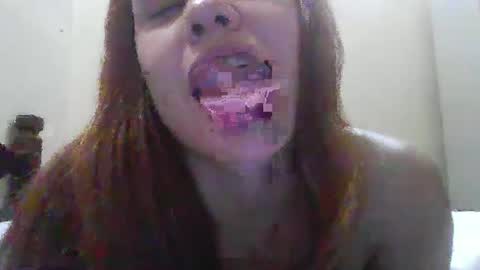 Snapshot of maria_eugenia chatting on September 29, 4:39 am Mareu online show from September 29, 4:39 am