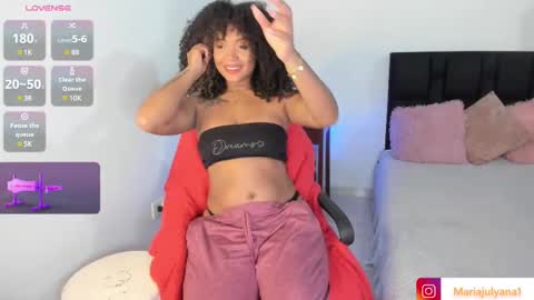 V A N E S S A  online show from March 8, 5:17 am