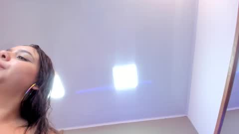 Snapshot of mariaa__fernanda chatting on February 25, 3:52 am mariaa__fernanda online show from February 25, 3:52 am