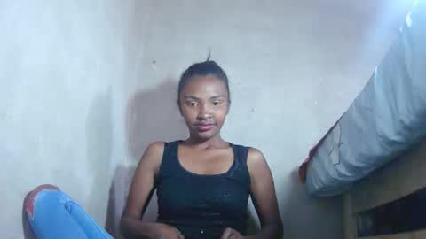 Snapshot of mariah586 chatting on November 4, 8:02 am Maria online show from November 4, 8:02 am