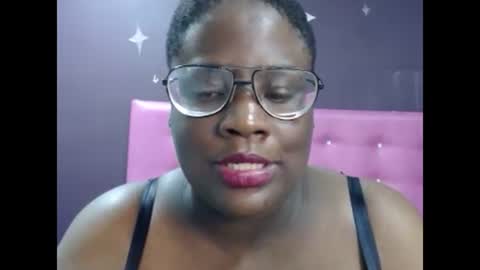 Snapshot of mariamsmith1 chatting on February 1, 4:11 pm mariamsmith1 online show from February 1, 4:11 pm