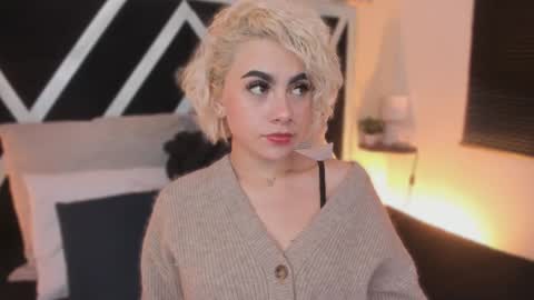 Marian online show from December 14, 2:39 am