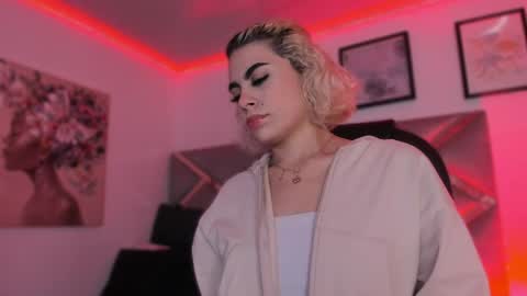 Marian online show from March 30, 8:43 pm