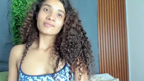 Snapshot of marian_rios chatting on March 4, 1:59 pm Marian online show from March 4, 1:59 pm