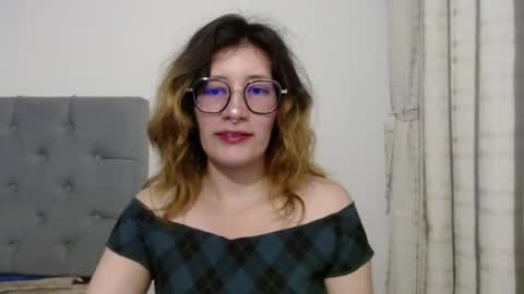 Mariana online show from December 23, 5:43 pm