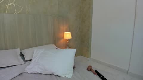 Mariana Allen online show from February 11, 6:40 am