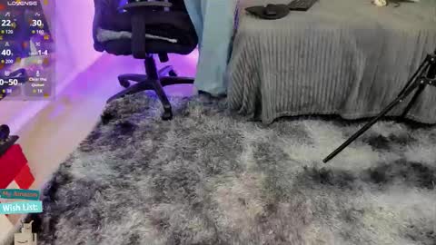 Mar y online show from November 8, 2:50 pm